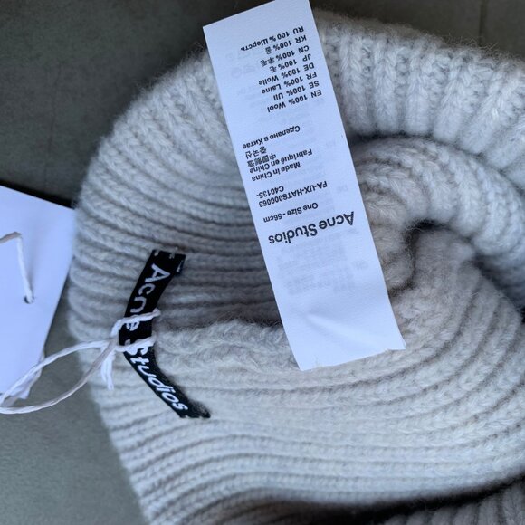 Acne Studios Face Patch Beanie Hat - Picture 4 of 5